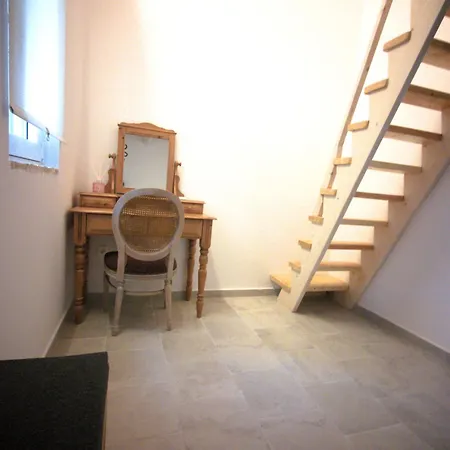 Chrisanthi's Feriehus *